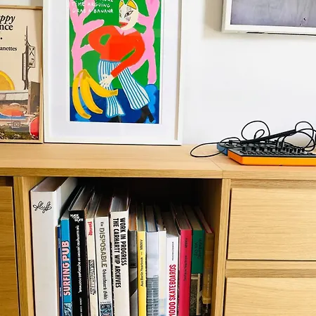 Дом отдыха Maison Etxe Marie Avec Piscine Golf St Charles Биарриц